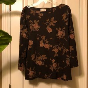 Brown 3/4 sleeve floral knit shirt and skirt, PL